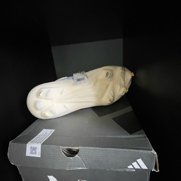 adidas Other - Adidas afterburner cleats